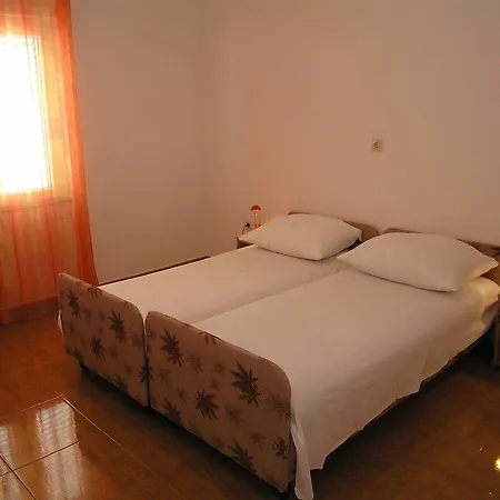 Danica Apartment *